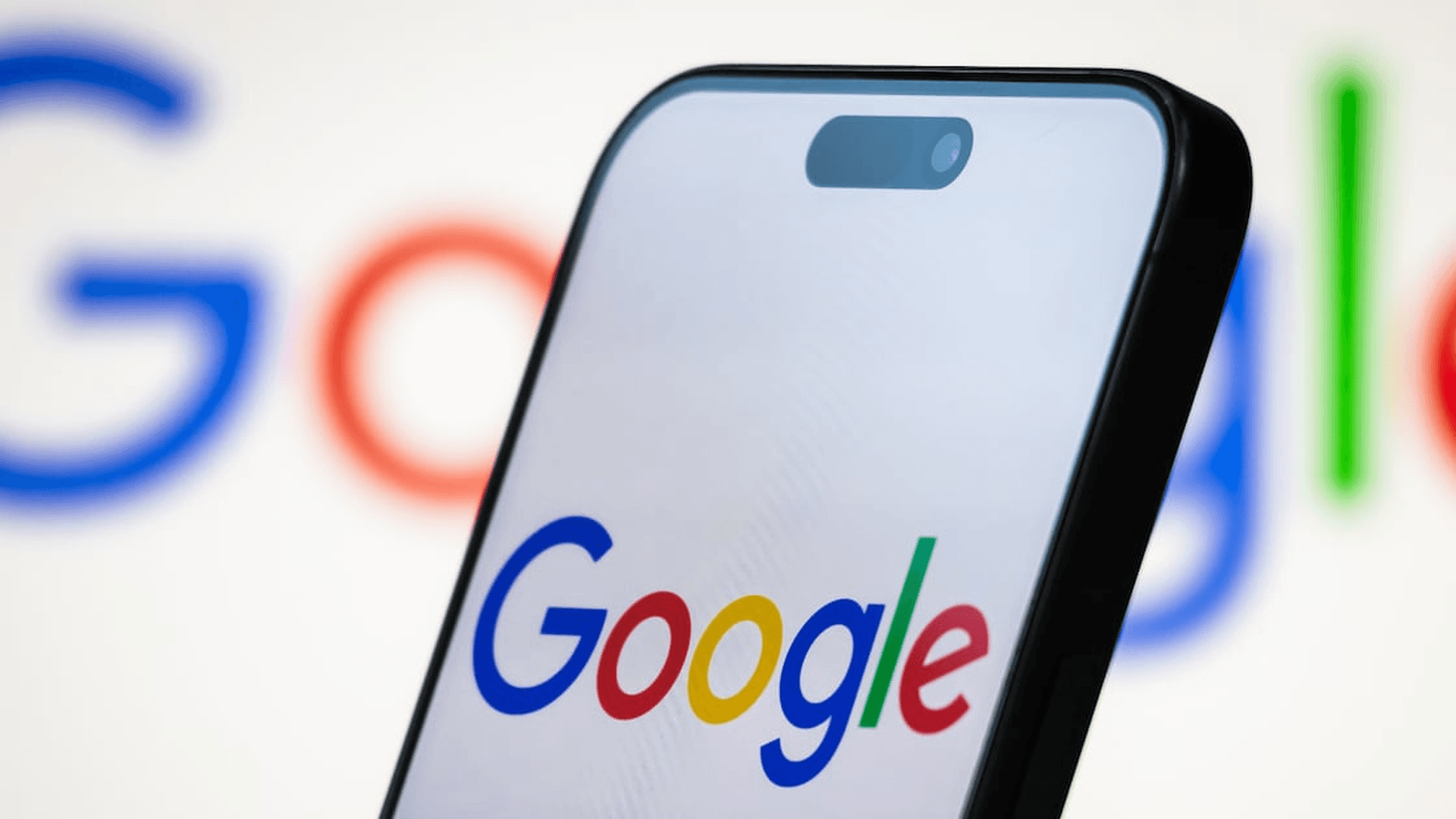 Gucci and Google Target 2027 for First Luxury AI Eyewear
