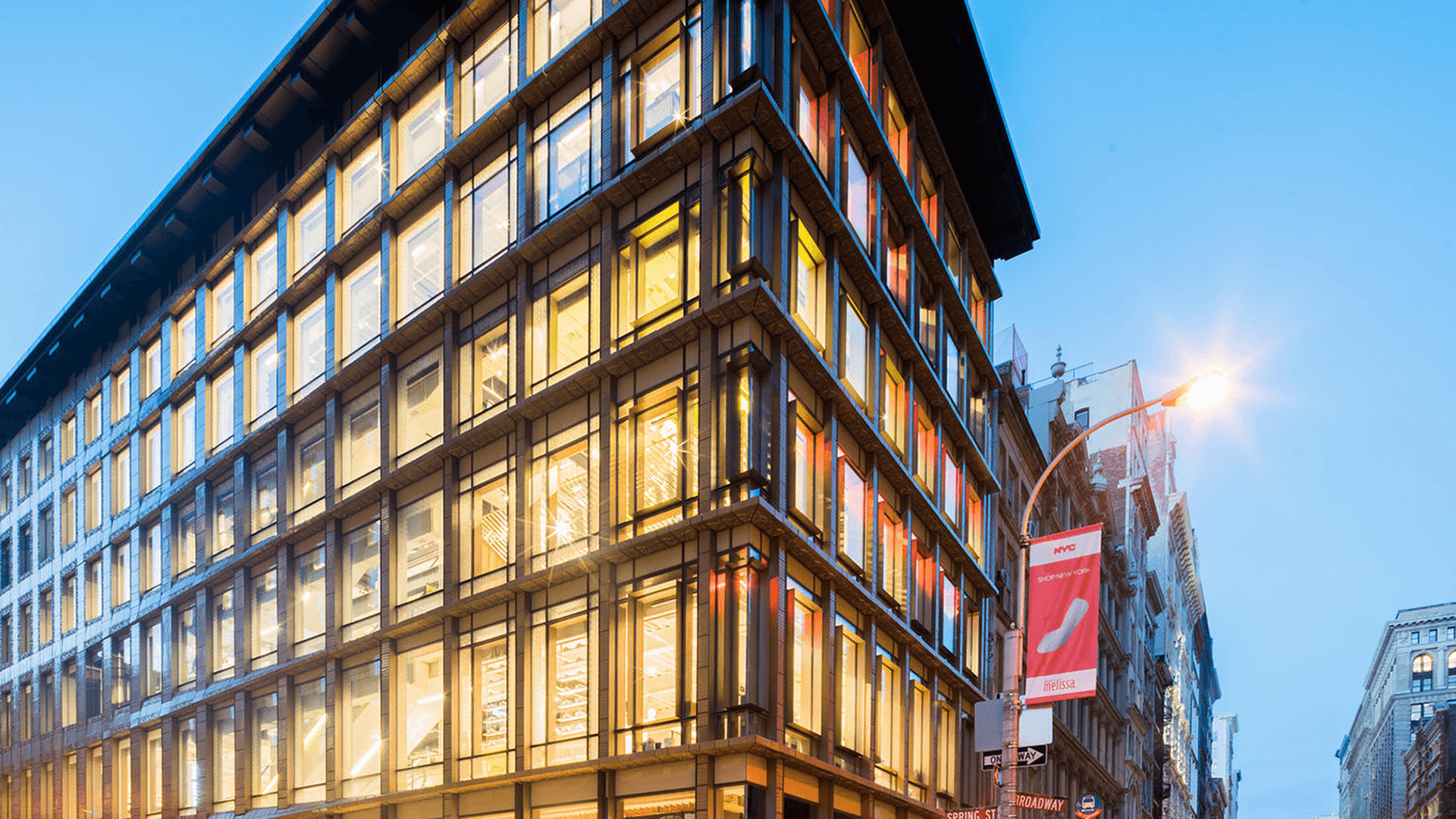 Nike and Jordan Brand Open Fluid Retail Concept in Soho